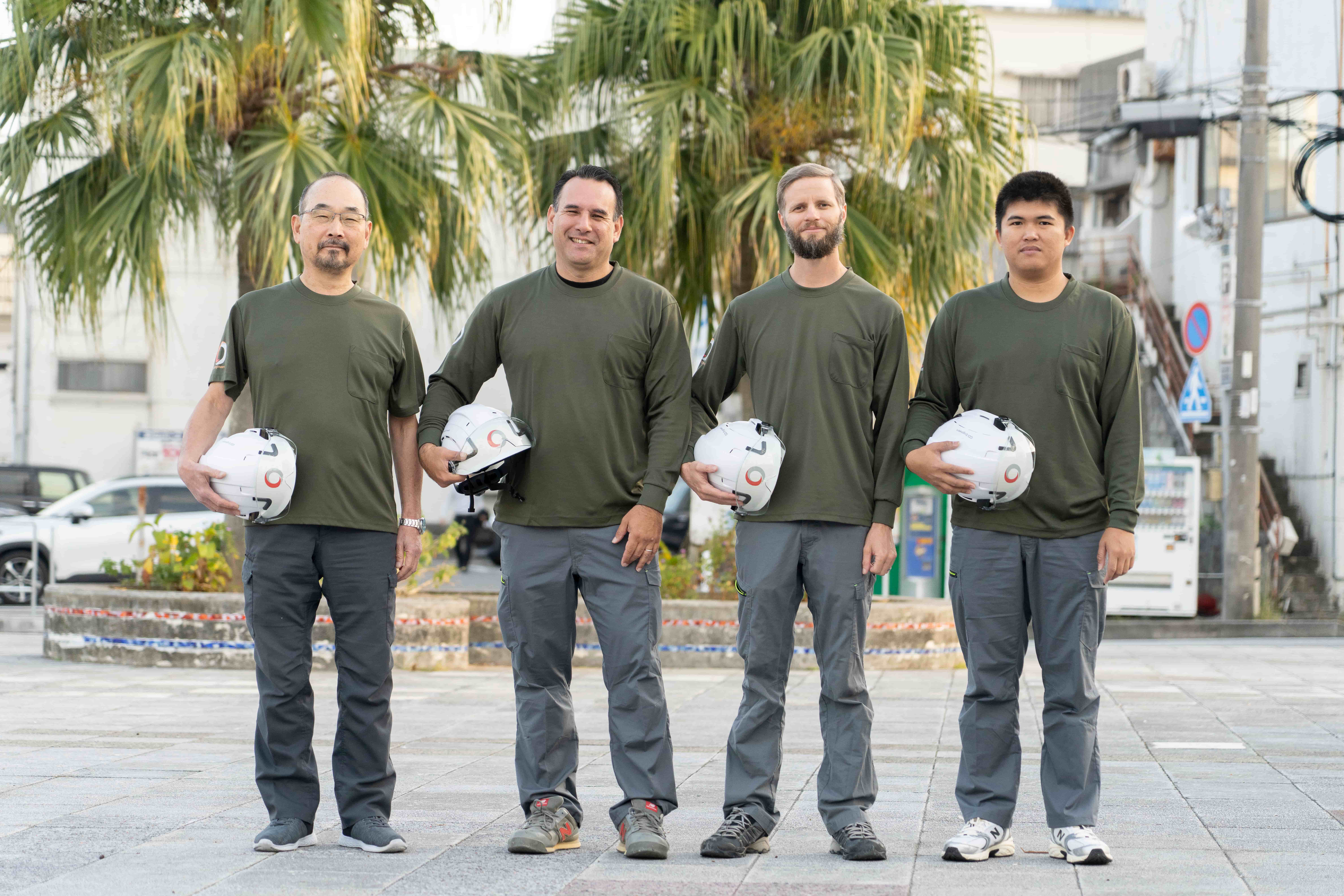 Profesional engineers GDI team